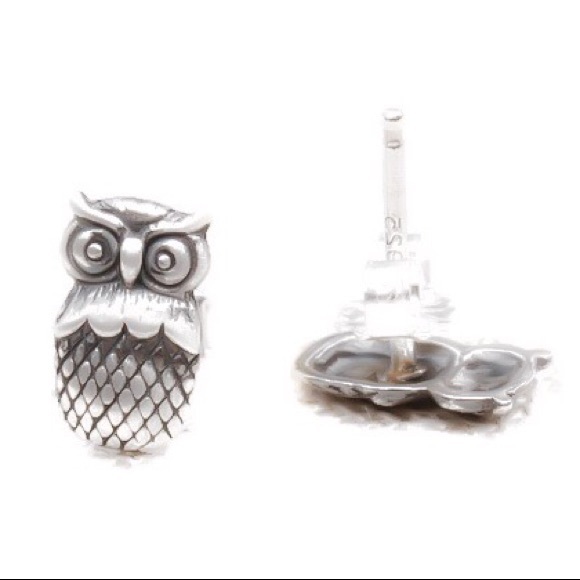 Real 925 Sterling Silver Cute Wise Owl Lover Stud Earrings Small & Lightweight - Picture 6 of 9
